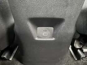 Toyota C-HR (2024) thumbnail 59