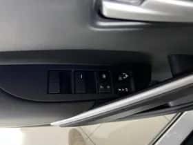 Toyota Corolla-cross (2024) thumbnail 61