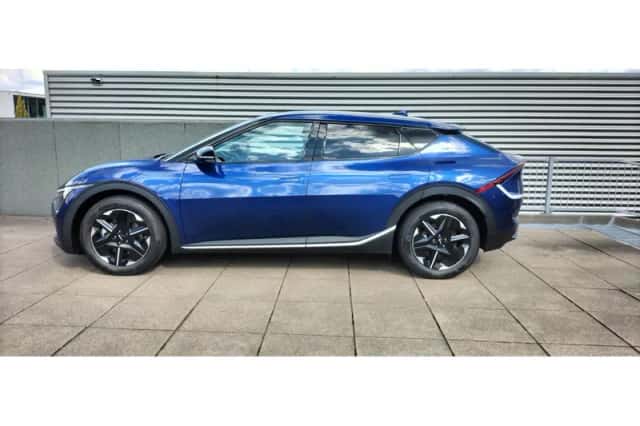 Kia EV6 (2025) thumbnail 2
