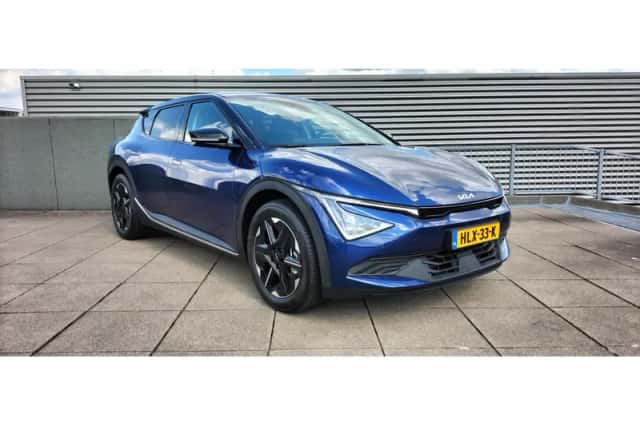 Kia EV6 (2025) thumbnail 4