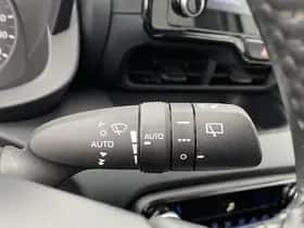 Toyota Yaris (2022) thumbnail 77
