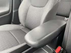 Toyota Yaris (2022) thumbnail 87