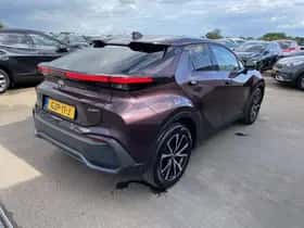Toyota C-HR (2024) thumbnail 46