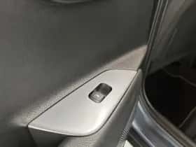 Kia Stonic (2023) thumbnail 19