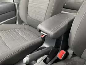 Kia Stonic (2024) thumbnail 36