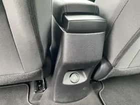 Kia Stonic (2024) thumbnail 43