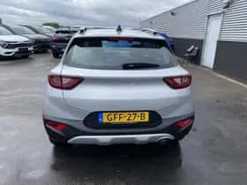Kia Stonic (2024) thumbnail 7