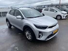 Kia Stonic (2024) thumbnail 61