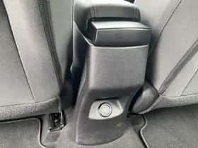 Kia Stonic (2024) thumbnail 91