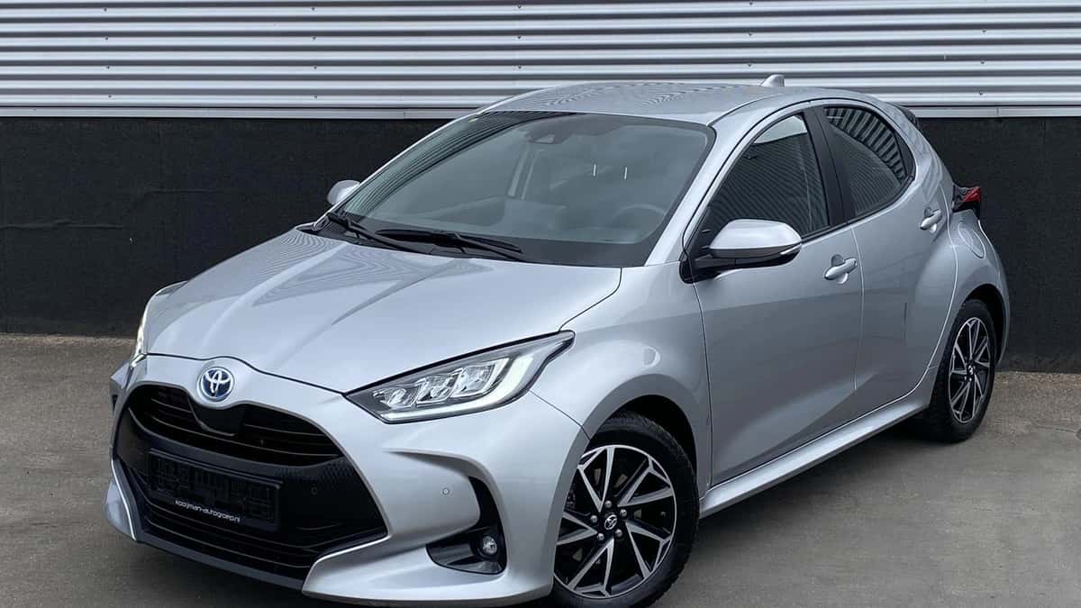 Toyota Yaris (2022) — foto 1