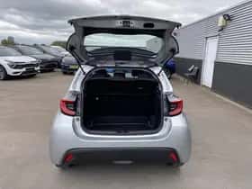 Toyota Yaris (2022) thumbnail 49