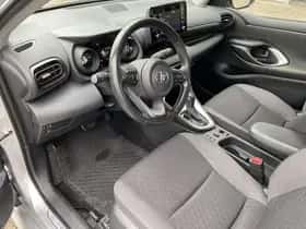 Toyota Yaris (2022) thumbnail 63