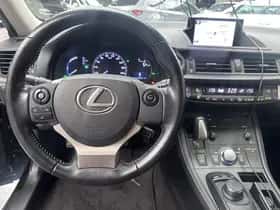 Lexus CT (2017) thumbnail 27