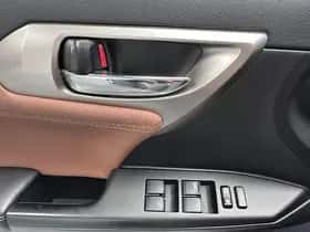 Lexus CT (2017) thumbnail 41