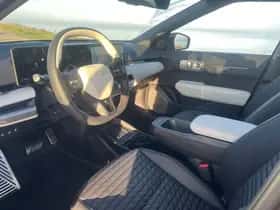 Kia EV4 (0) thumbnail 25