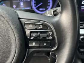 Kia Niro (2019) thumbnail 7