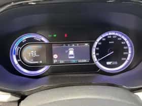 Kia Niro (2019) thumbnail 10