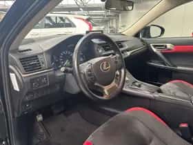 Lexus CT (2019) thumbnail 22