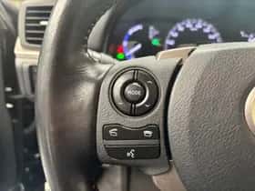 Lexus CT (2019) thumbnail 6