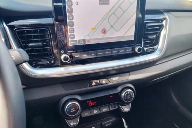 Kia Stonic (2024) thumbnail 18