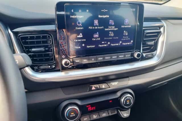 Kia Stonic (2024) thumbnail 21