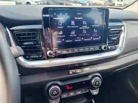 Kia Stonic (2024) thumbnail 21