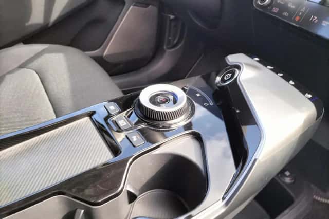 Kia EV6 (2024) thumbnail 11