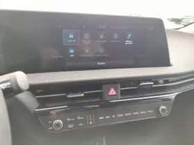 Kia EV6 (2024) thumbnail 30