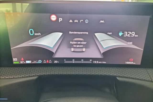Kia EV6 (2024) thumbnail 37