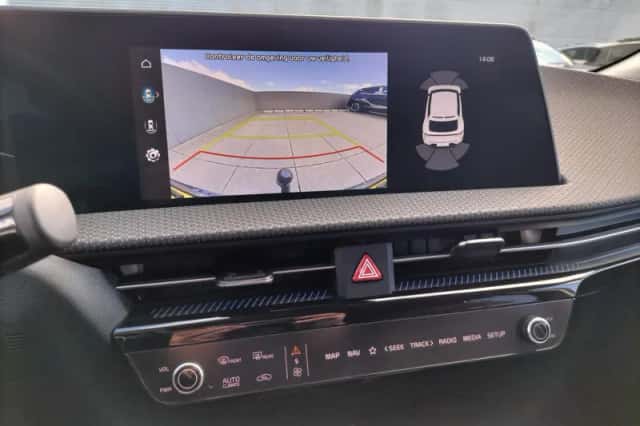 Kia EV6 (2024) thumbnail 41