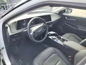 Kia EV6 (2024) thumbnail 43