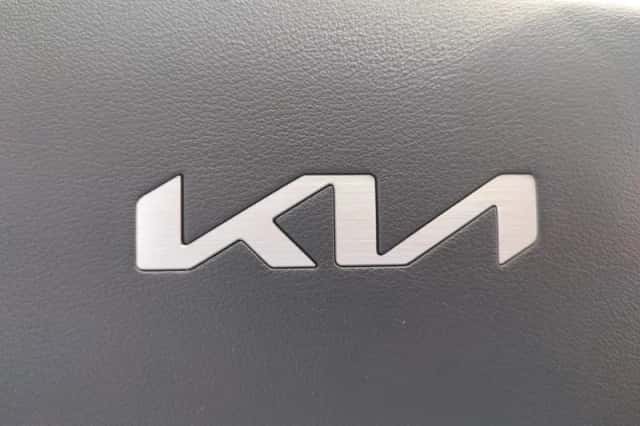 Kia EV6 (2024) thumbnail 9