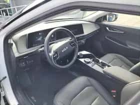 Kia EV6 (2024) thumbnail 96
