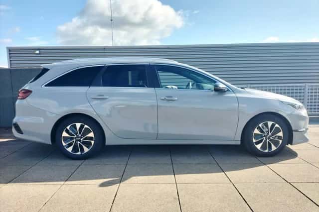 Kia Ceed Sportswagon (2025) thumbnail 5