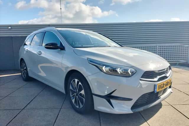 Kia Ceed Sportswagon (2025) thumbnail 6