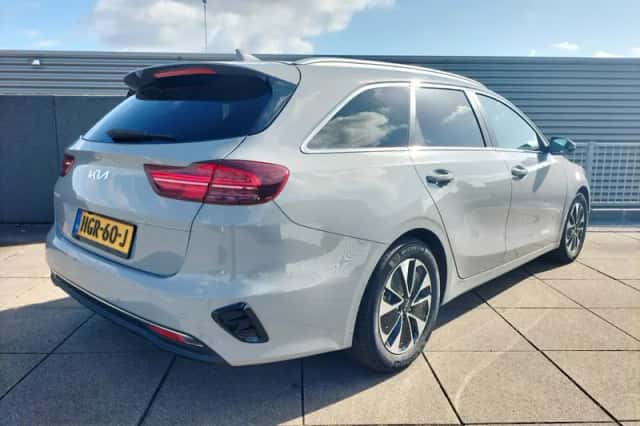 Kia Ceed Sportswagon (2025) thumbnail 9