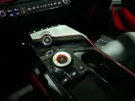 Kia EV6 (2024) thumbnail 22