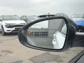 Kia Proceed (2023) thumbnail 16