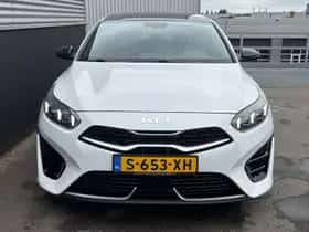 Kia Proceed (2023) thumbnail 4