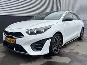 Kia Proceed (2023) thumbnail 44
