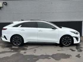 Kia Proceed (2023) thumbnail 74