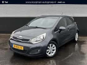 Kia Rio (2013) thumbnail 44