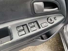 Kia Rio (2013) thumbnail 61
