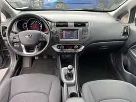 Kia Rio (2013) thumbnail 63