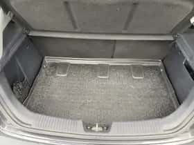 Kia Rio (2013) thumbnail 8
