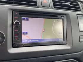 Kia Rio (2013) thumbnail 75