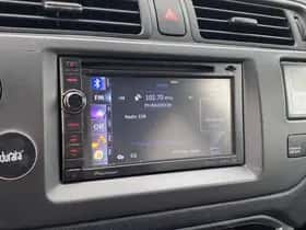 Kia Rio (2013) thumbnail 76