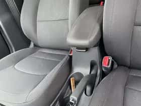 Kia Rio (2013) thumbnail 78