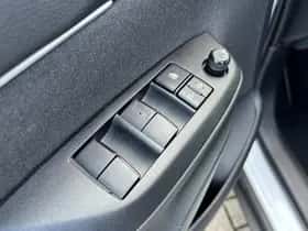 Toyota Yaris-cross (2024) thumbnail 57