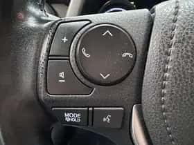 Toyota RAV4 (2018) thumbnail 31